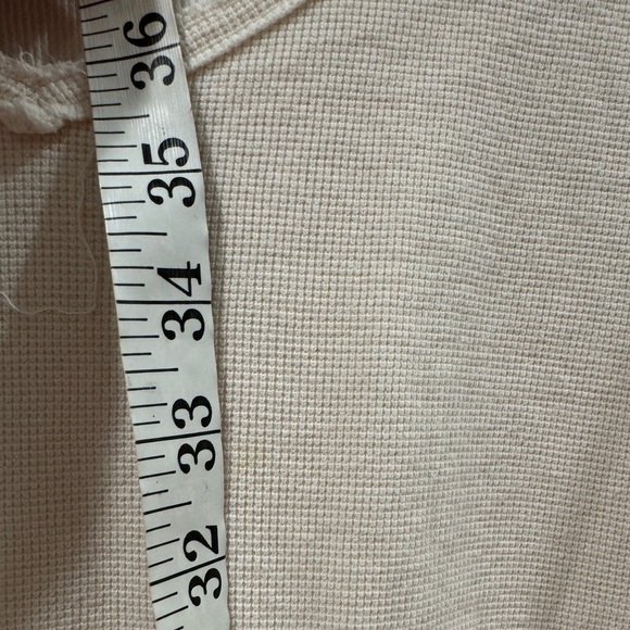 Anthropologie Annette Waffle Thermal Knit
Contrast Sleeve Top in Ivory Small - Picture 7 of 16